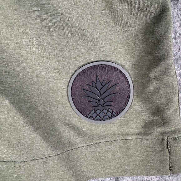 Chubbies Shorts Mens Size Small Green 5.5 Inseam The Smoothies Elastic Waist - Picture 2 of 9